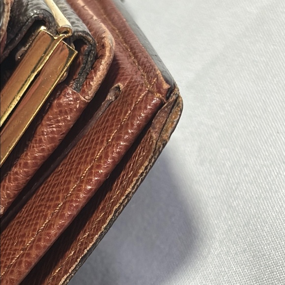 Louis Vuitton Brown and Tan Monogram Card Holder - Picture 13 of 14